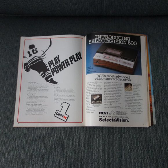 Vintage Vancouver Canucks vs Edmonton Oilers Friday December 28 1979 Program - Picture 14 of 16